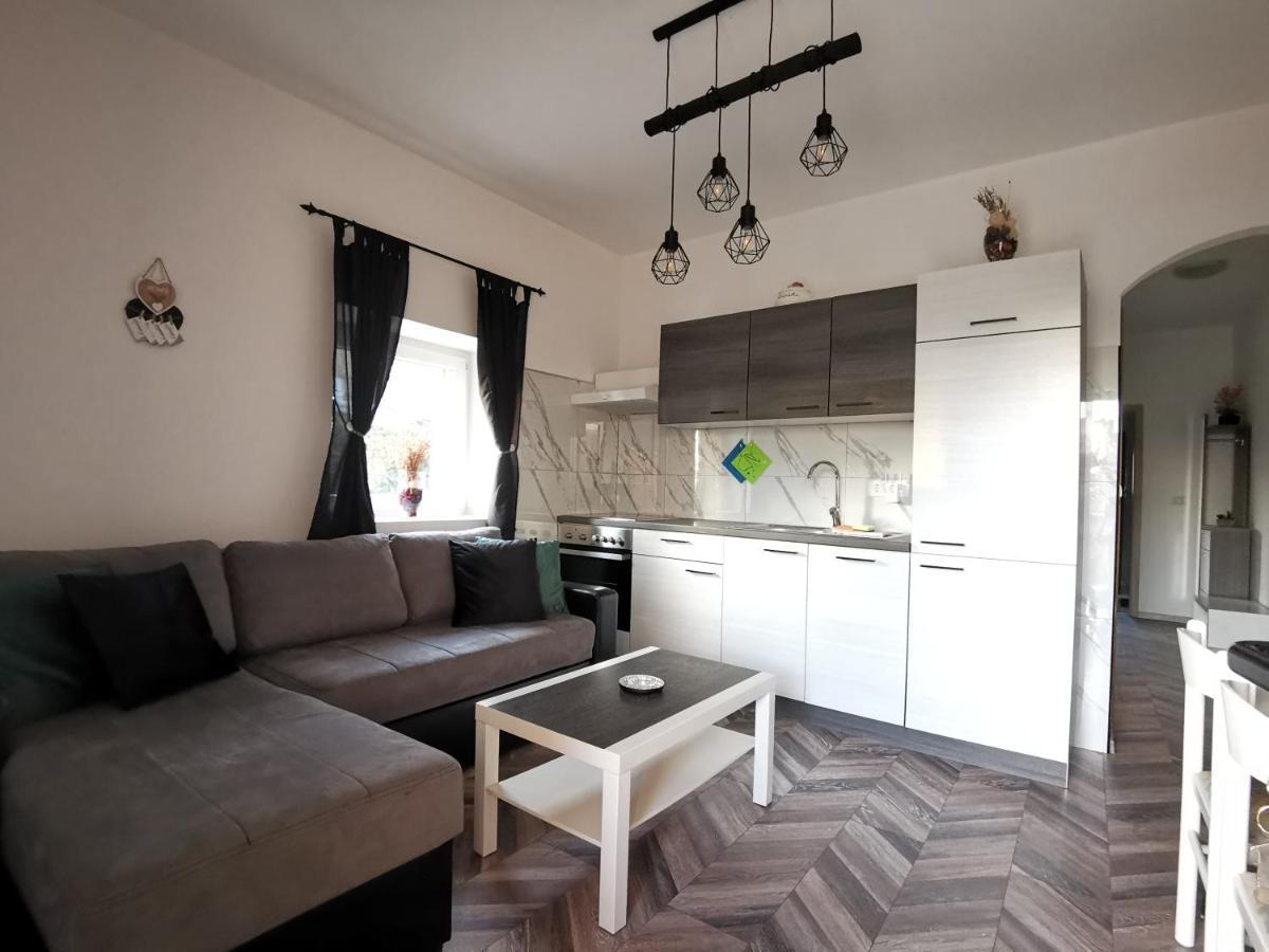 Appartamento Haus Cataleya Umago Esterno foto